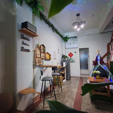 棚棚屋室內帳篷民宿inn Kaohsiung Extérieur photo