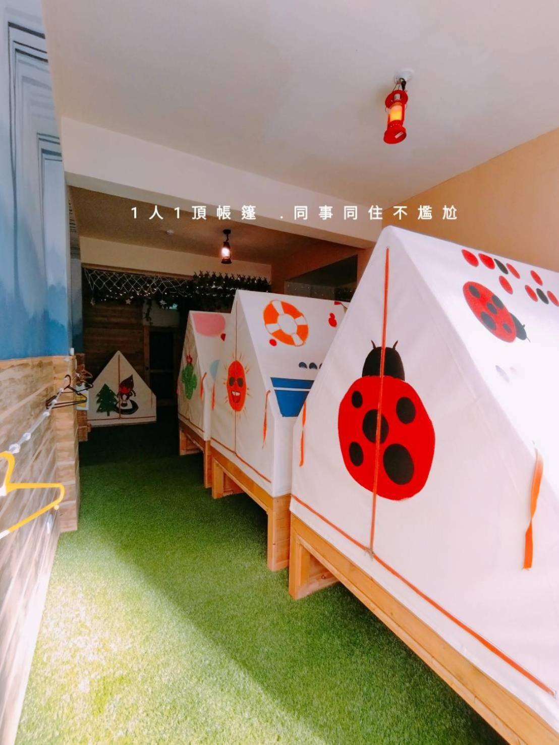 棚棚屋室內帳篷民宿inn Kaohsiung Extérieur photo