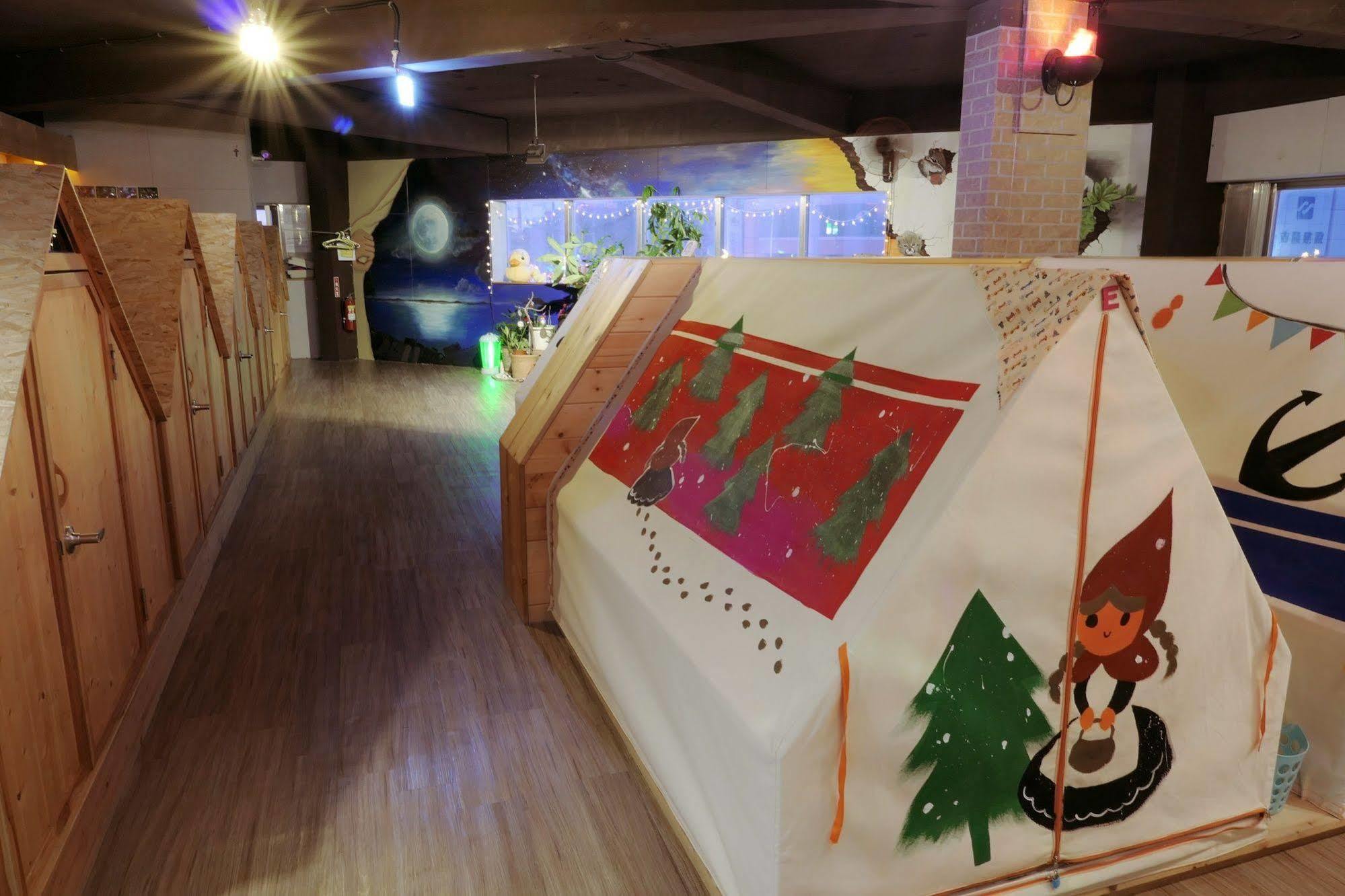 棚棚屋室內帳篷民宿inn Kaohsiung Extérieur photo